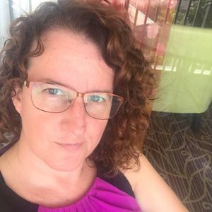 Meet your Posher, Angela